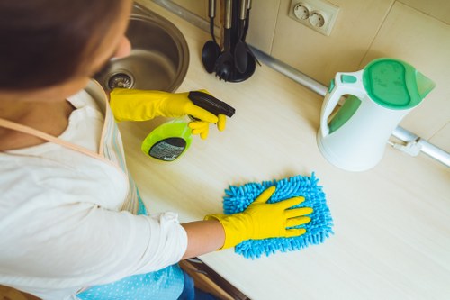Carpet cleaning machine in a controlled workspace
