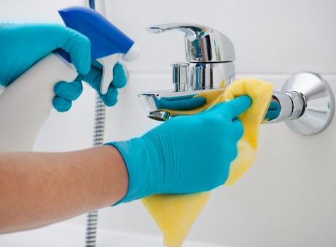Deep carpet cleaning process by a local SW2 specialist